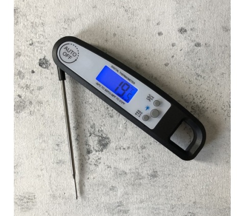 TERMOMETRO DIGITAL SONDA PLEGABLE RETROILUMINADO RESISTENTE AL AGUA -50°/300°