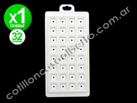 RAVIOLERA PLASTICA X 32